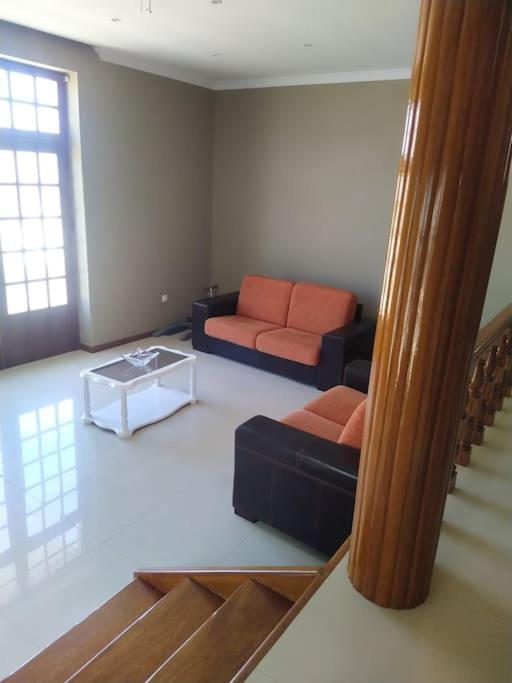 Vivenda Com Patio, No Coracao Do Mindelo Villa Eksteriør billede